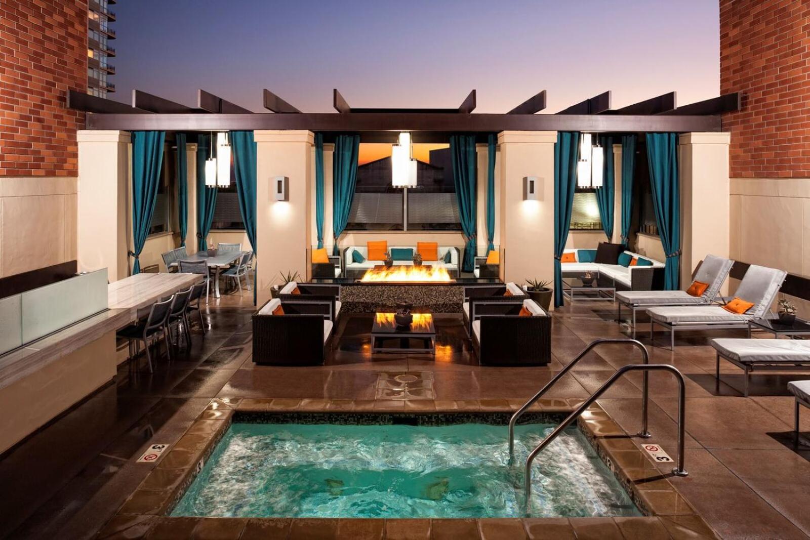 Wilshire Apartment 215 - 3 bedroom